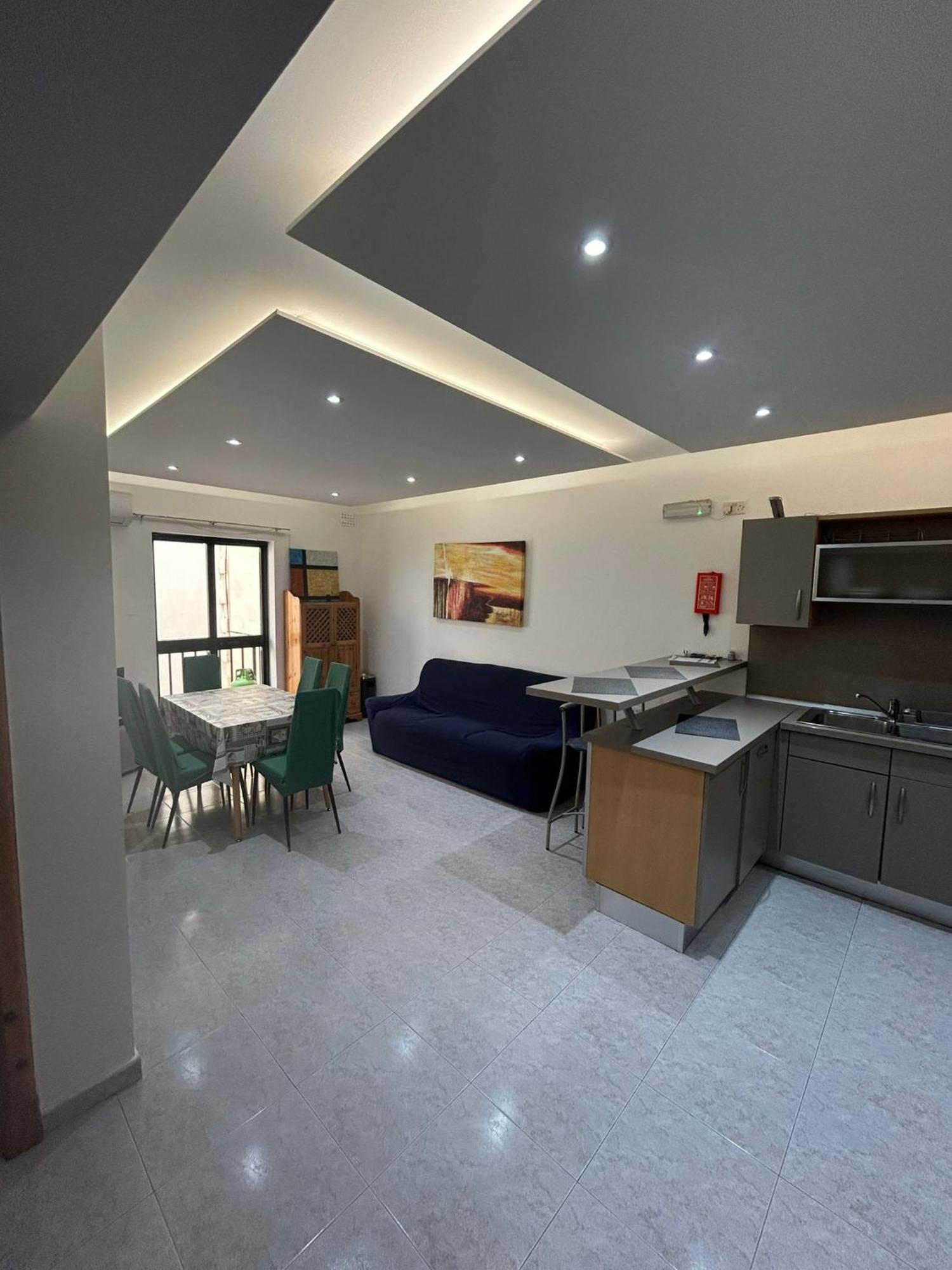 No 6 Poseidon Apartment Saint Julian's Bagian luar foto